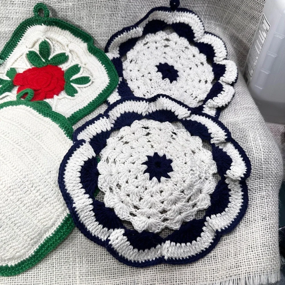 Vintage Handmade Crochet Potholder Set‎ 6pc Red Rose Navy Blue Mint Green Floral